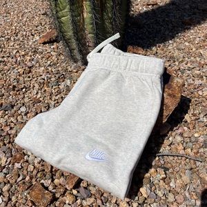 Nike Sportswear Club Fleece Mid-Rise Joggers, Size Medium, Oatmeal, NWOT